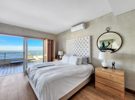 Picture of 2 Bedroom Penthouse For Sale in Clifton