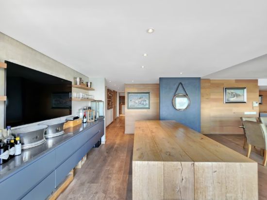 Picture of 2 Bedroom Penthouse For Sale in Clifton