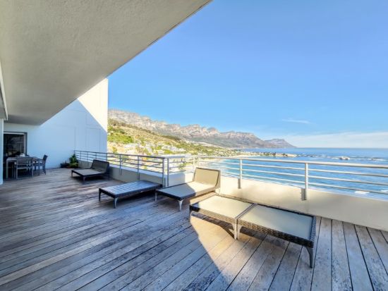 Picture of 2 Bedroom Penthouse For Sale in Clifton