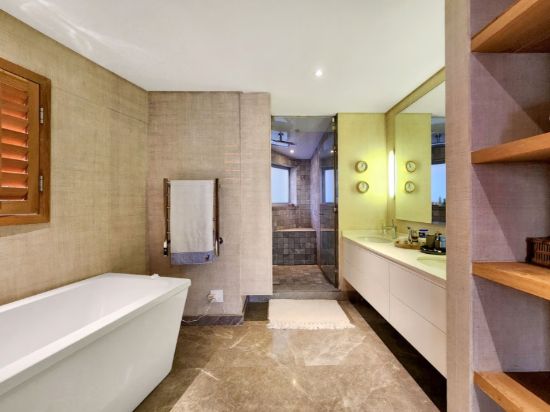 Picture of 2 Bedroom Penthouse For Sale in Clifton