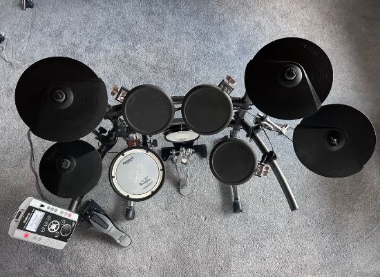 Picture of Roland TD-9S V-Drums V-Tour Series Electronic Drum Kit