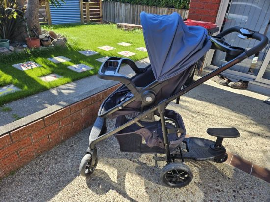 Picture of Pram, Carseat Capsule, Bassinet All-in-one