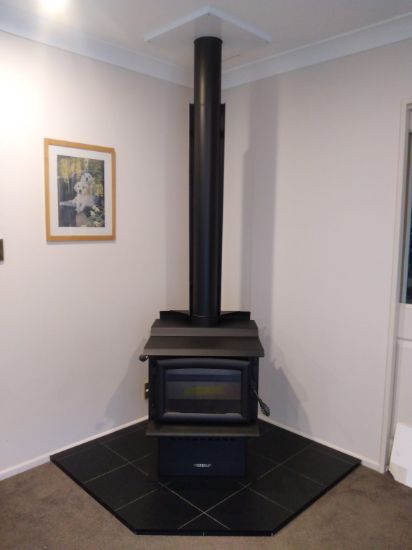 Picture of Woodsman Tasman MKII LEB & 4.2m HeatSaver Flue
