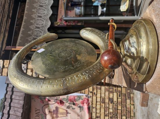 Picture of Brass Gong Set