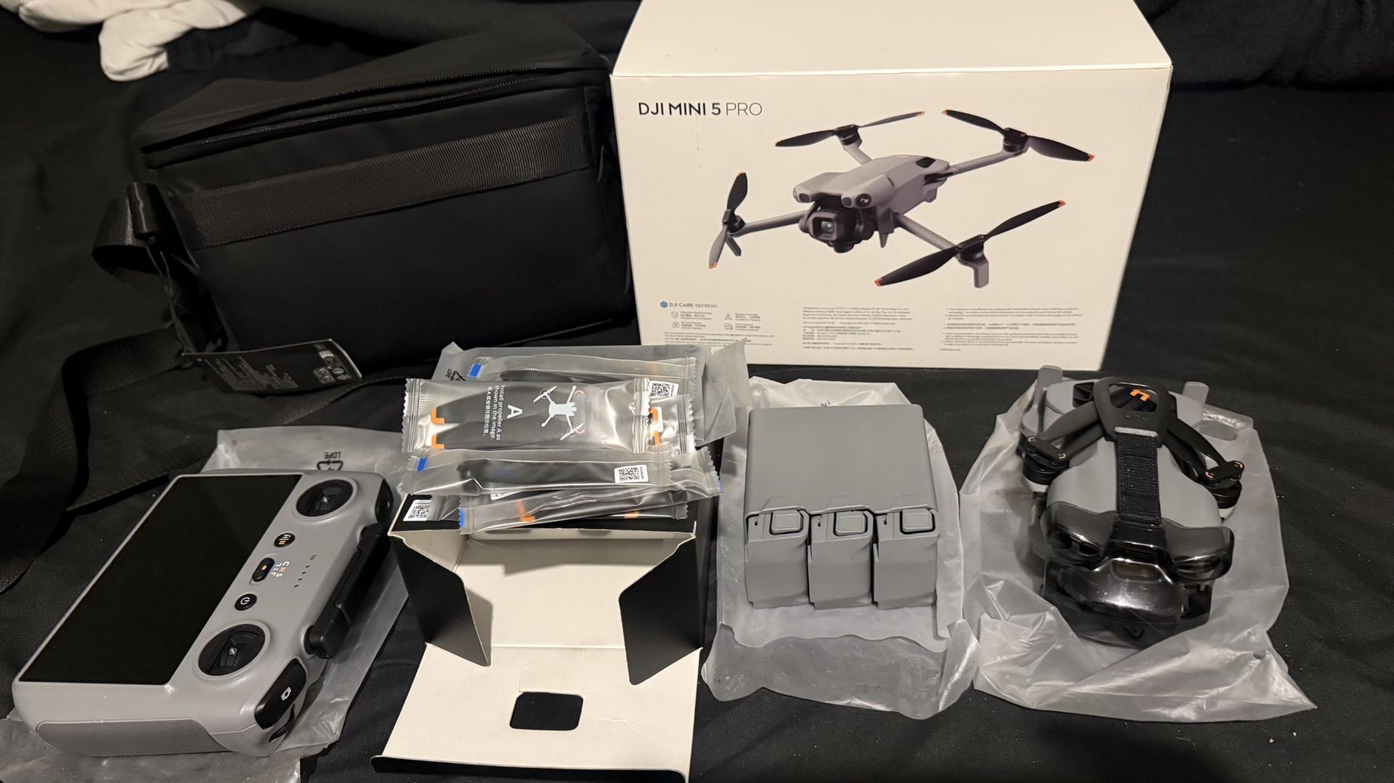 Picture of Dji mini 5 pro flying combo