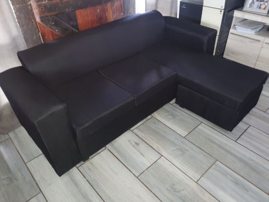 Picture of L Shape 3 - 4 seated couch 4 weeks old